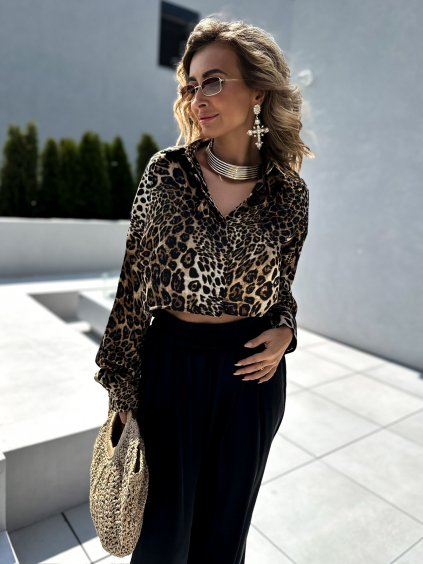 Leopardí krátká crop košile MODEST (Veľkosť M/L)